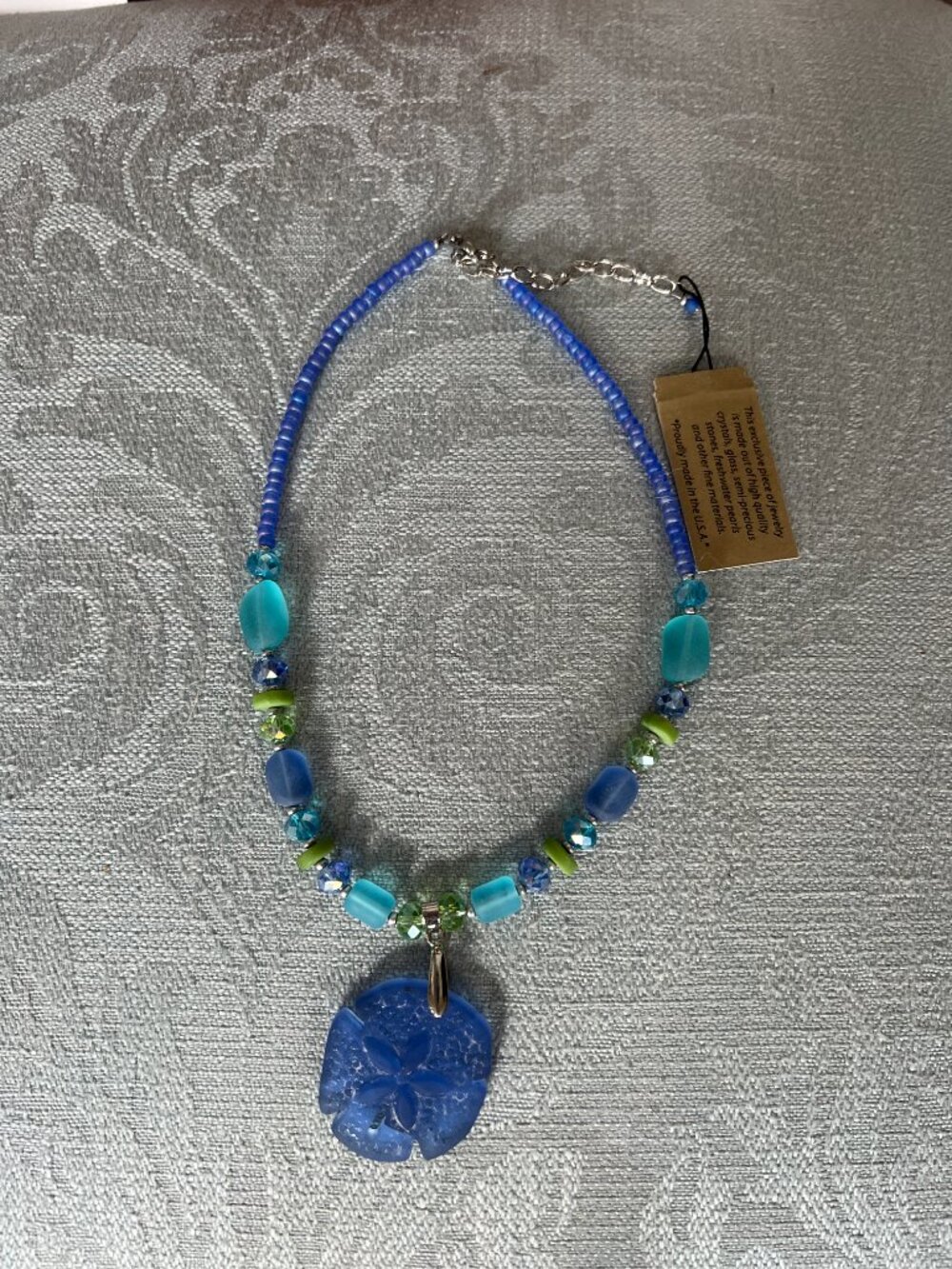 NWT Sand Dollar Turquoise Crystals, Glass Necklace